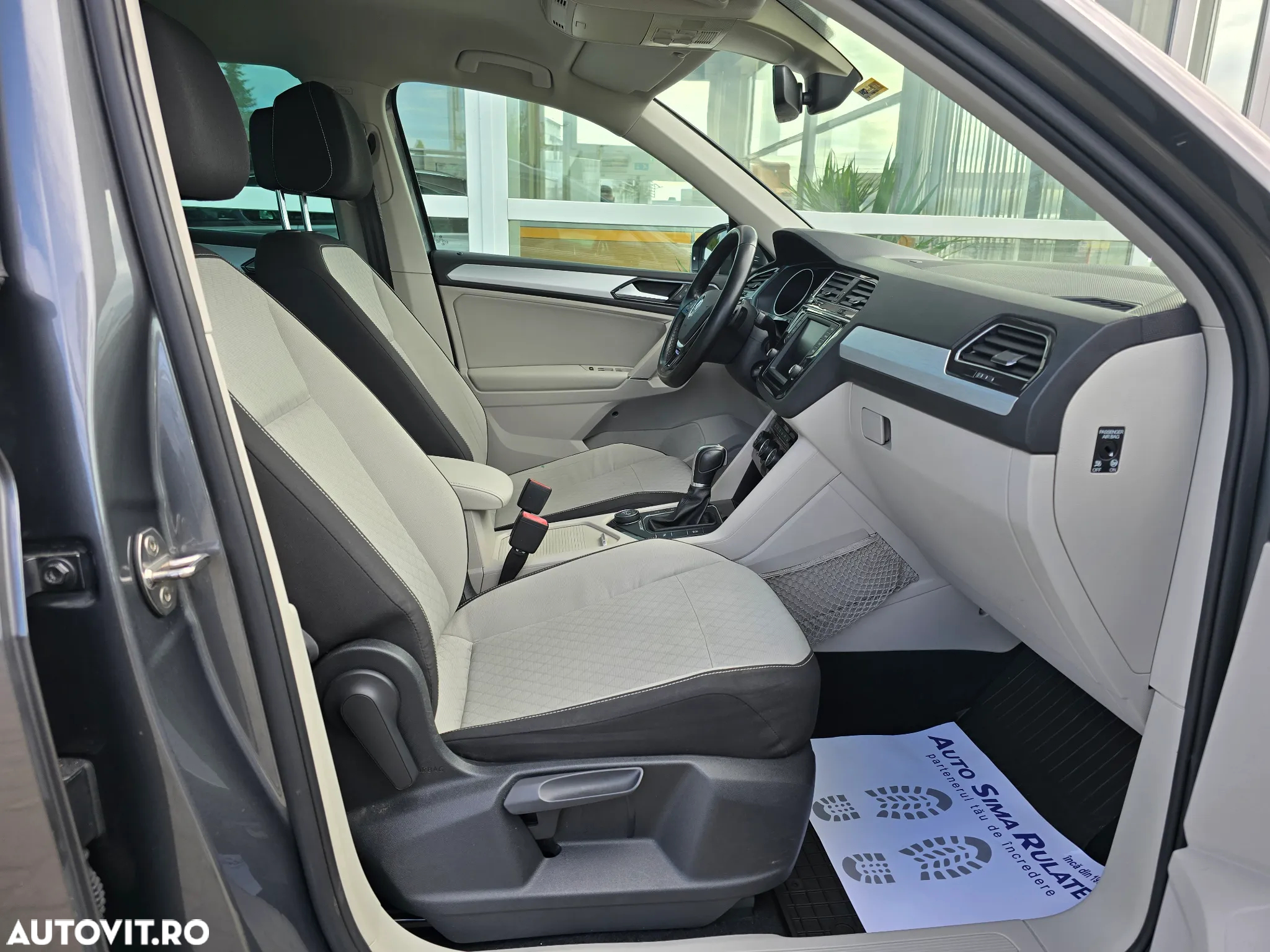 Volkswagen Tiguan 2.0 TDI DPF DSG 4Mot Comfortline - 10