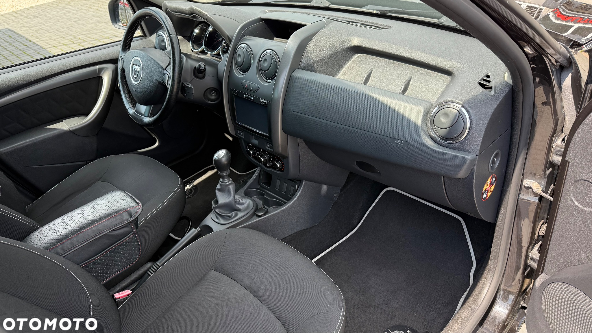 Dacia Duster 1.2 TCe Celebration - 7