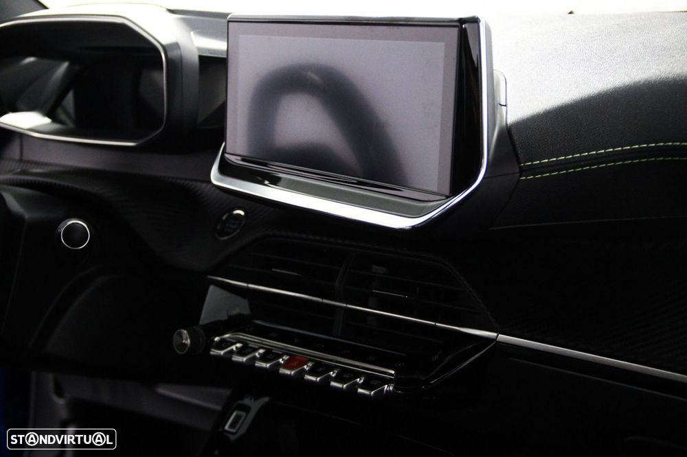 Peugeot e-2008 50 kWh GT - 12