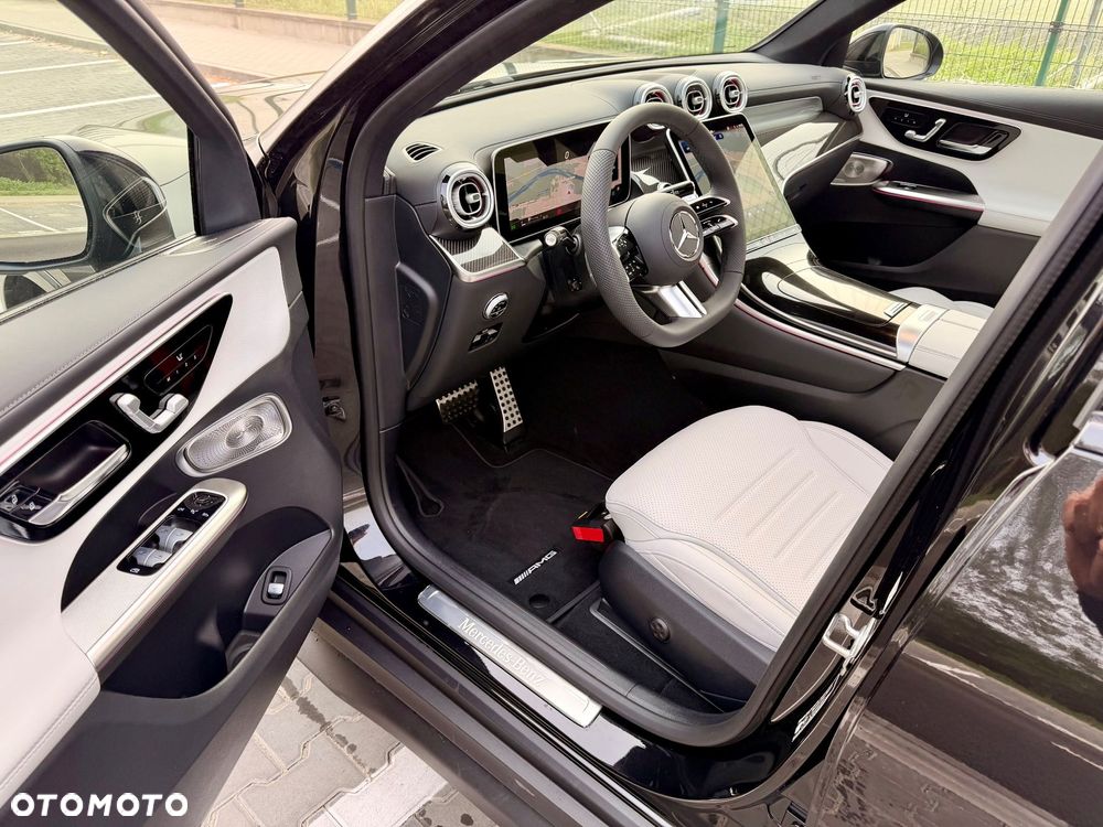 Mercedes-Benz GLC 220 d mHEV 4-Matic AMG Line - 16