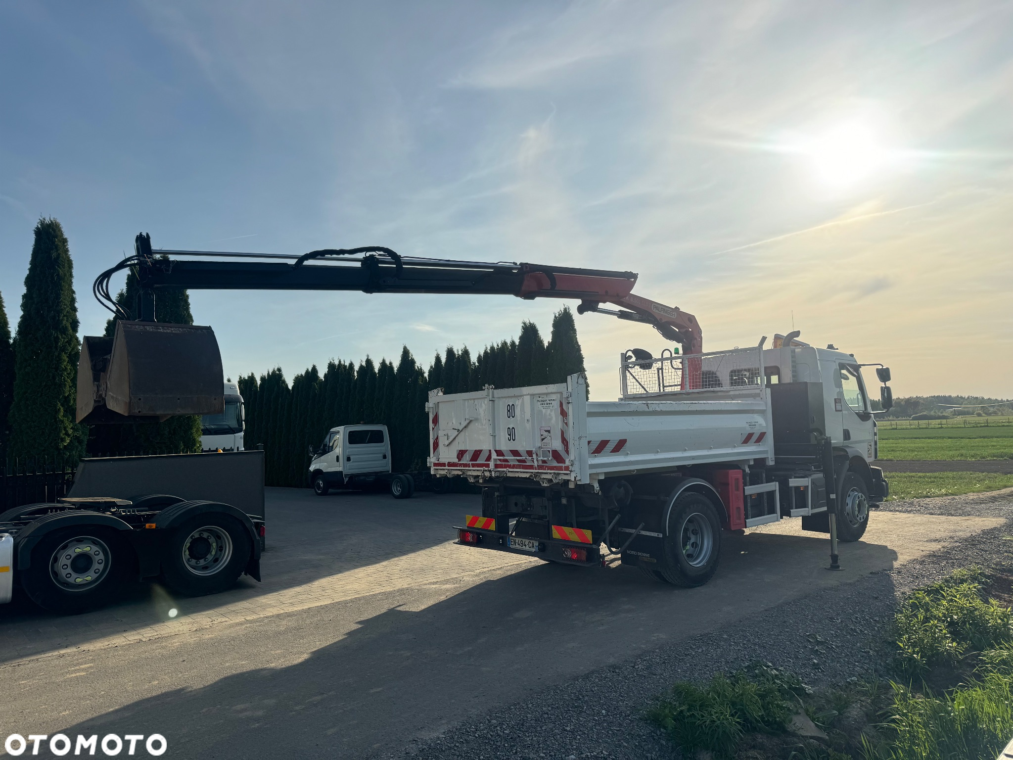 Renault RENAULT D14 /  / WYWROTKA + HDS PALFINGER 8.501 SLD3 - 11