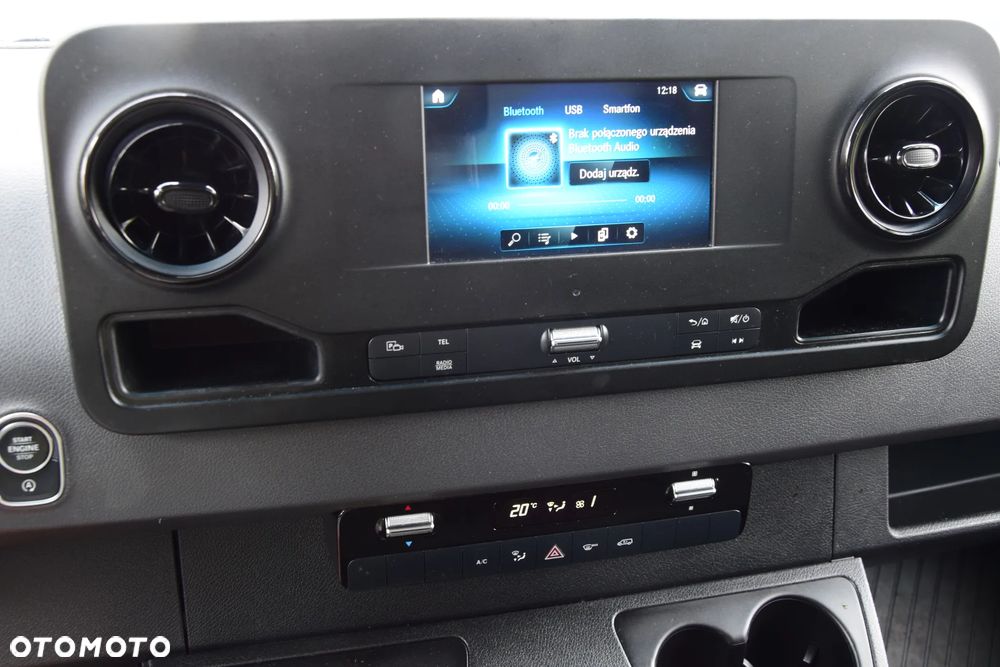 Mercedes-Benz Sprinter 519 CDI  Kontener Na bliźniaku , Automatyczna skrzynia 190 KM, Salon PL   Na gwarancji - 24