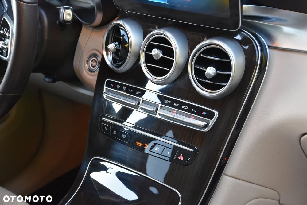 Mercedes-Benz GLC 200 4-Matic - 32