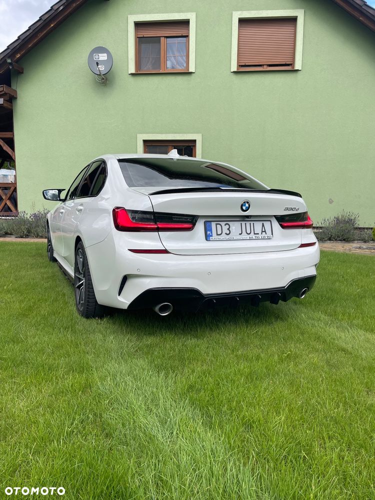 BMW Seria 3 330d M Sport sport - 12