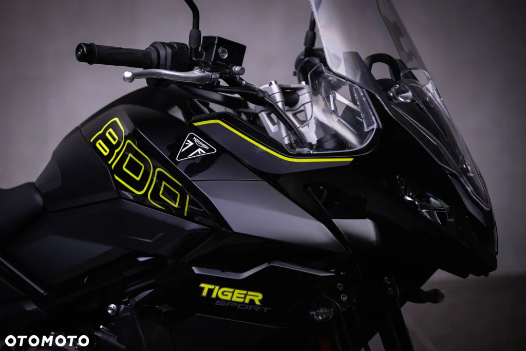 Triumph Tiger - 35