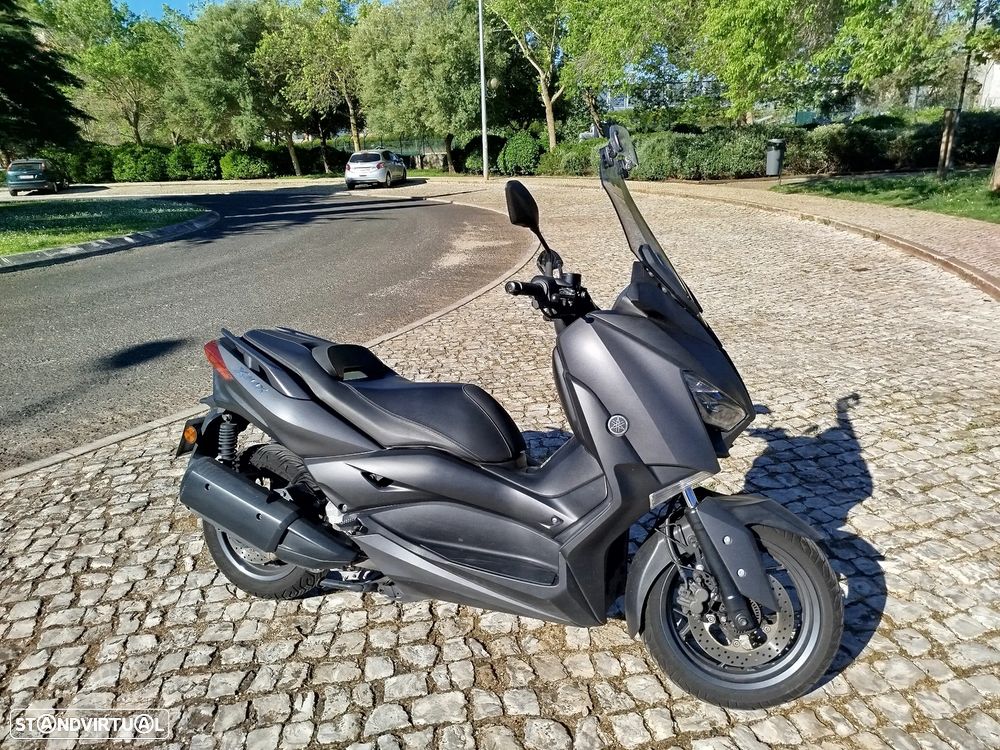 Yamaha X-Max - 1