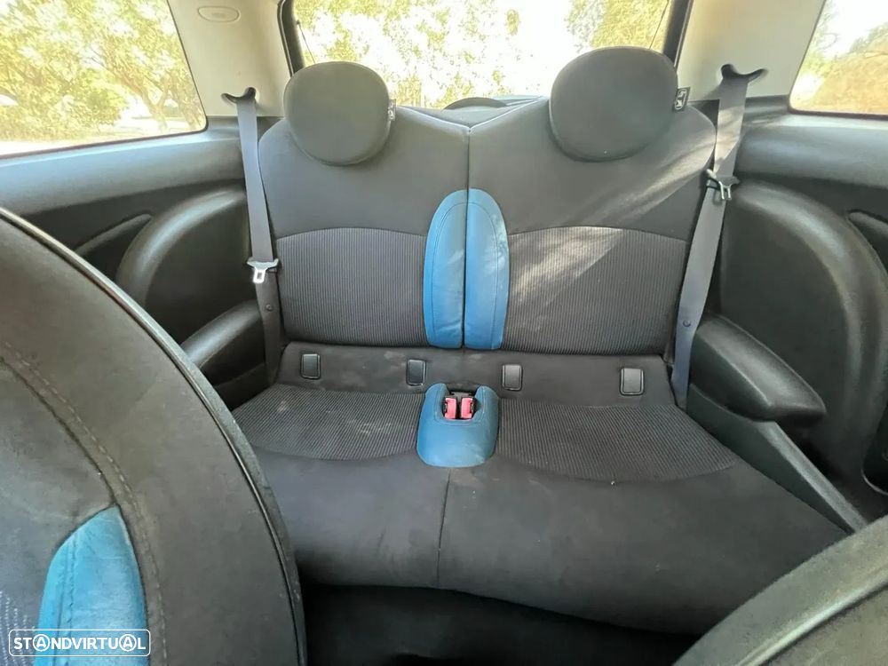 MINI 3 Portas Cooper D - 9