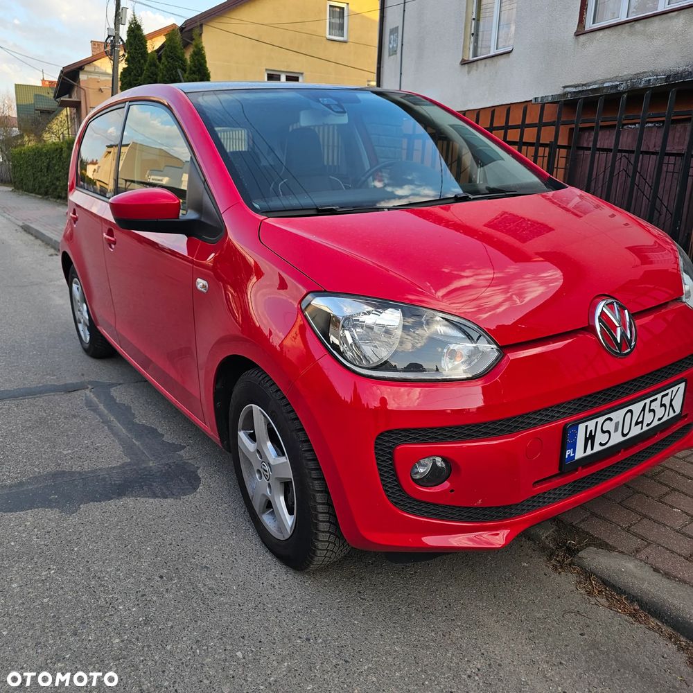 Volkswagen up! BlueMotion Technology colour fortana red - 3