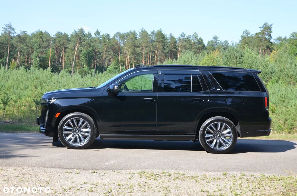 Cadillac Escalade - 15