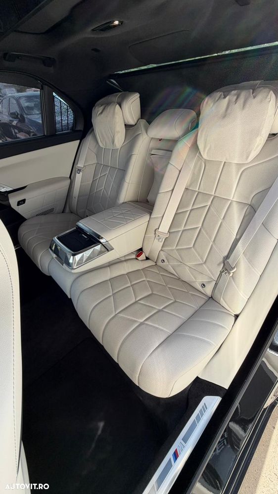 BMW Seria 7 750e xDrive AT PHEV - 16