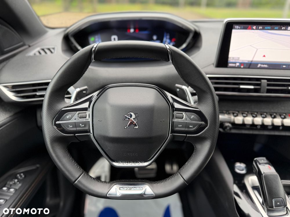 Peugeot 5008 THP 165 EAT6 Allure - 25