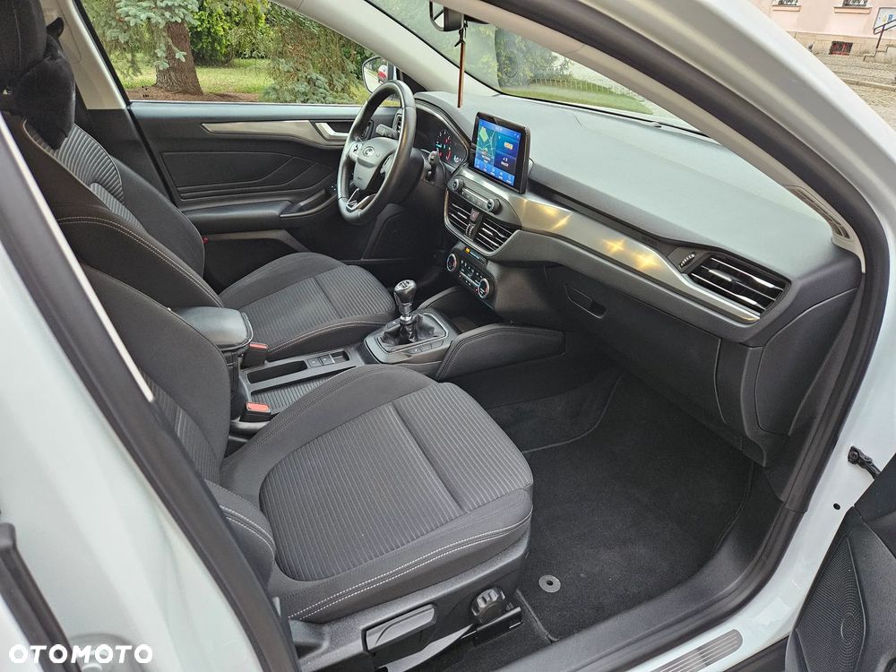 Ford Focus 2.0 EcoBlue Active - 8