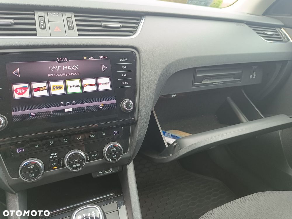 Skoda Octavia 1.5 TSI ACT Style - 11