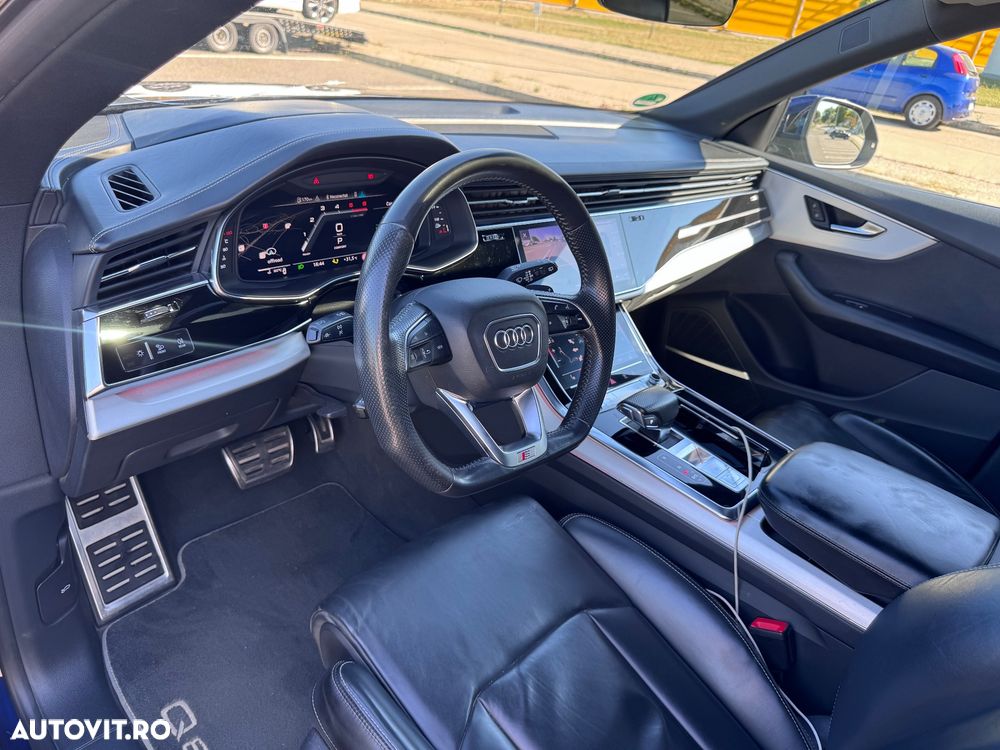 Audi Q8 - 7