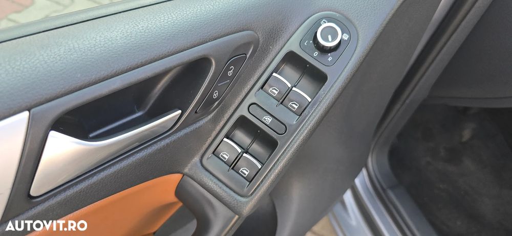 Volkswagen Golf 1.4 TSI Individual - 17