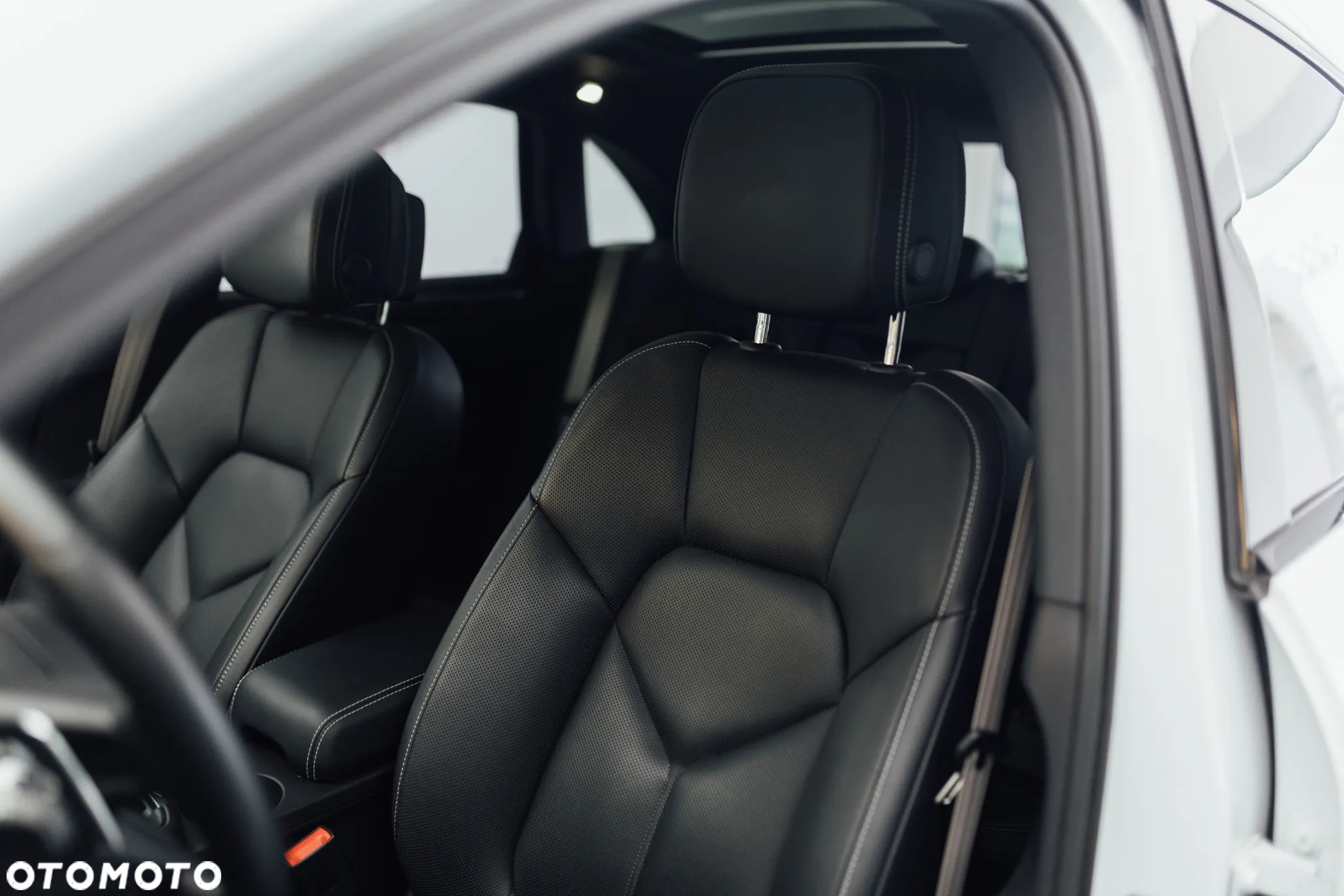 Porsche Macan Standard - 23