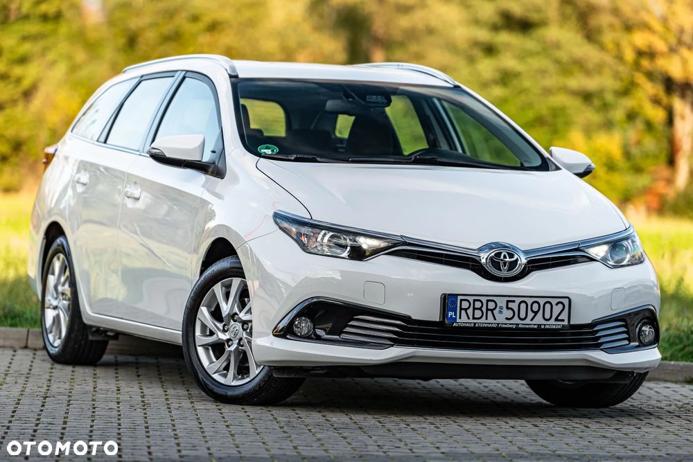 Toyota Auris 1.2 T Dynamic - 2
