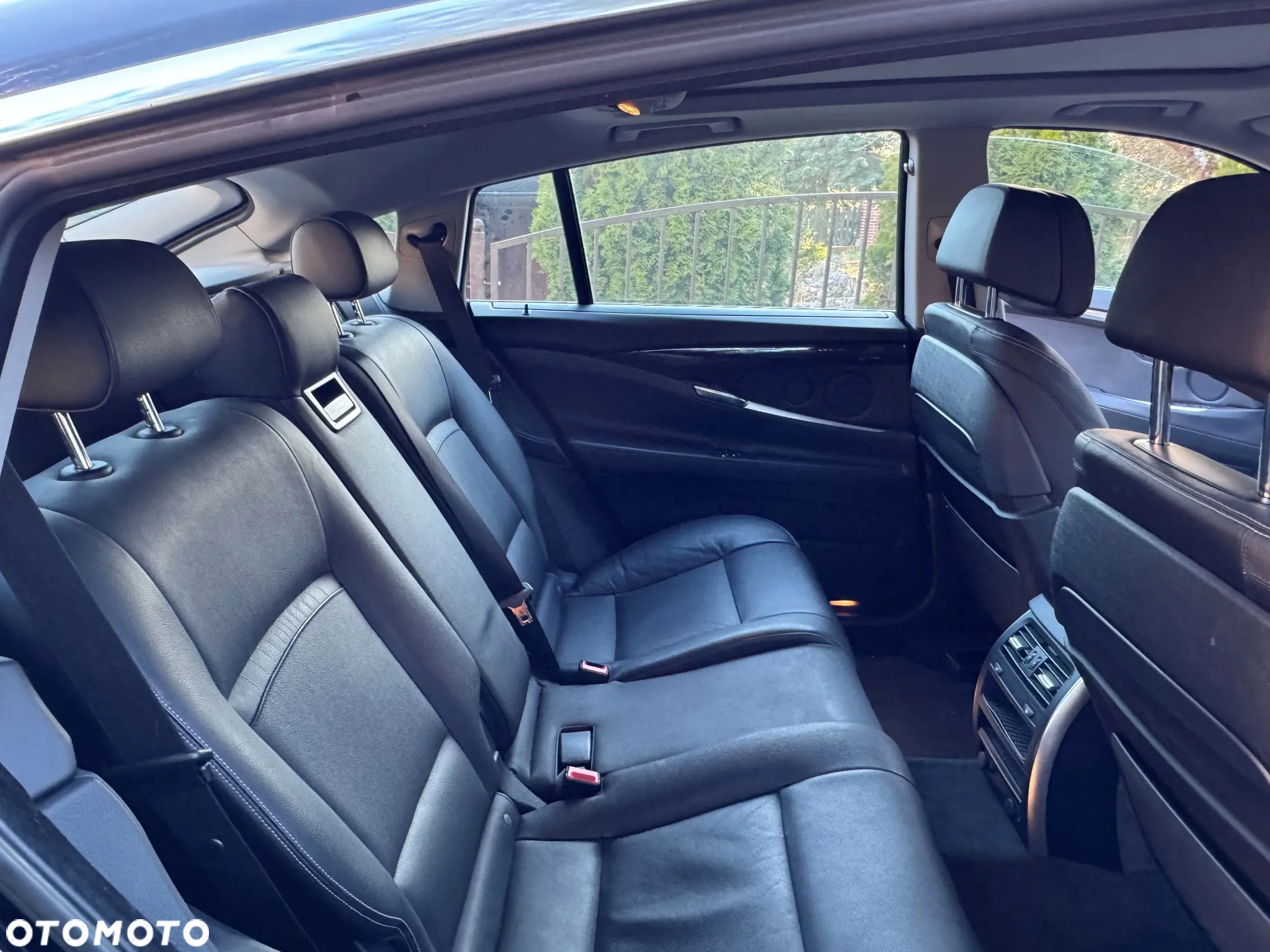 BMW 5GT 530d xDrive Luxury Line - 4