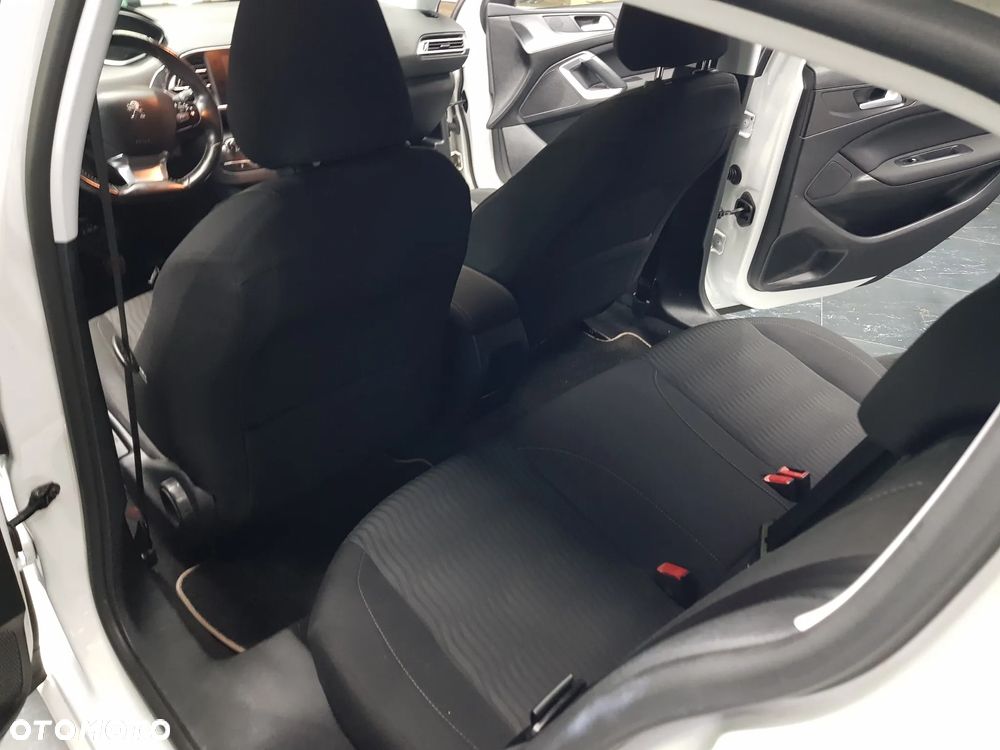 Peugeot 308 BlueHDi 100 Stop & Start Business-Line - 7