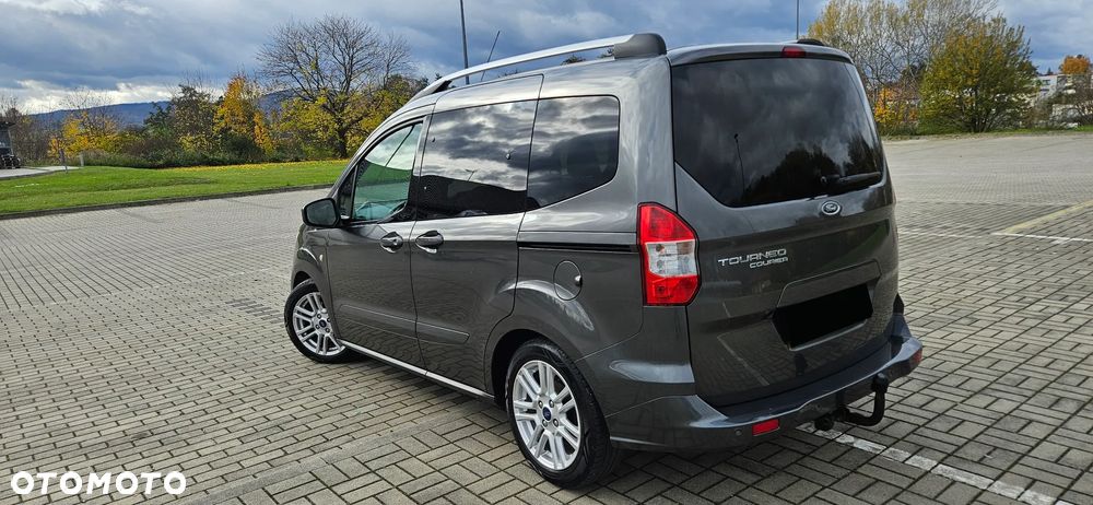 Ford Tourneo Courier 1.5 TDCi Titanium - 2