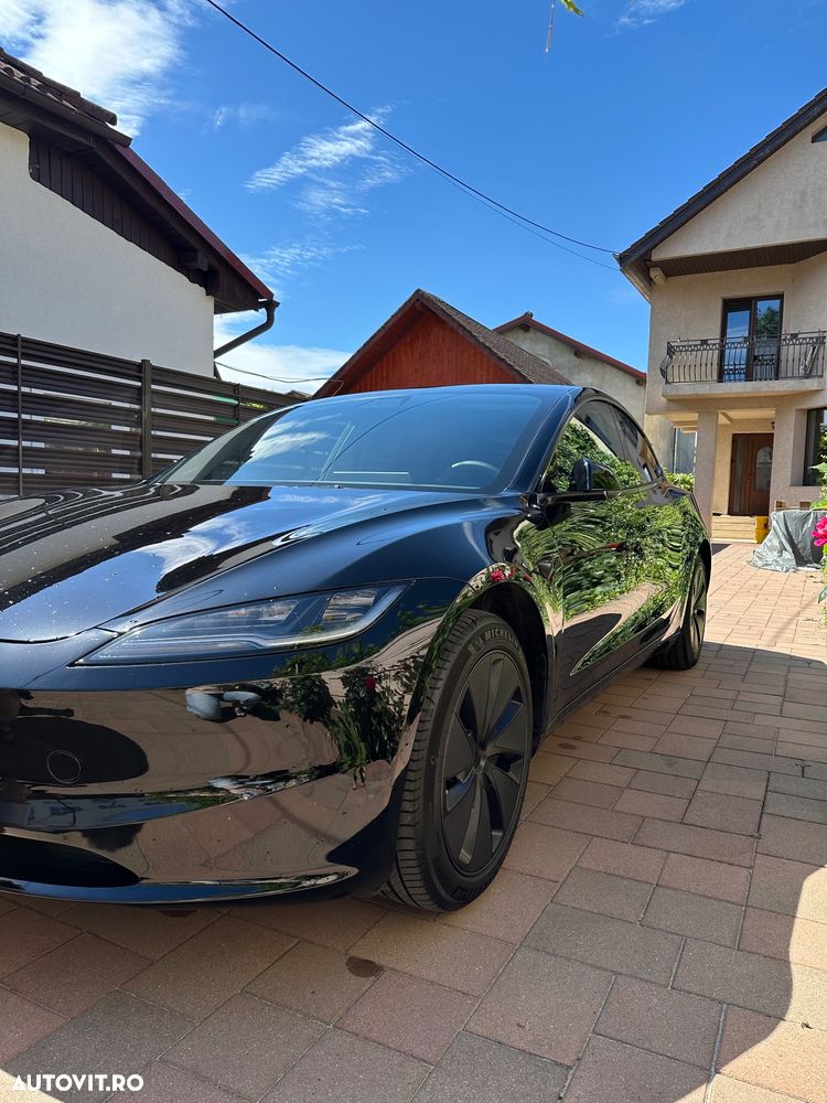 Tesla Model 3 Long Range RWD Premium - 3