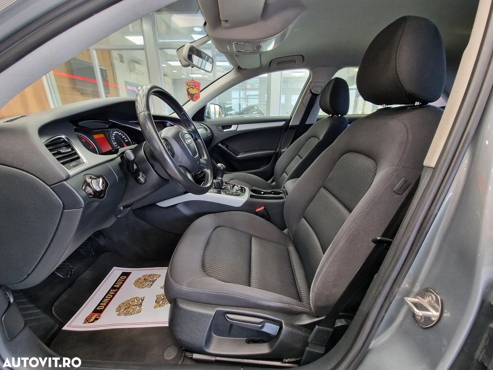 Audi A4 2.0 TDI B8 - 6