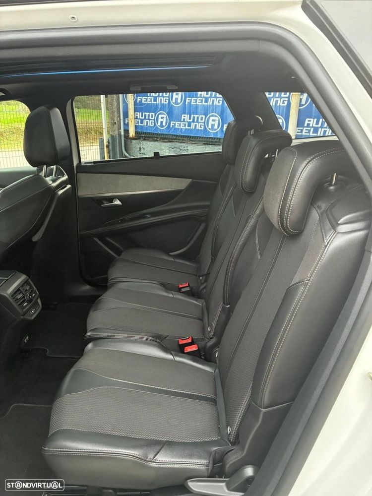 Peugeot 5008 1.5 BlueHDi GT EAT8 - 26