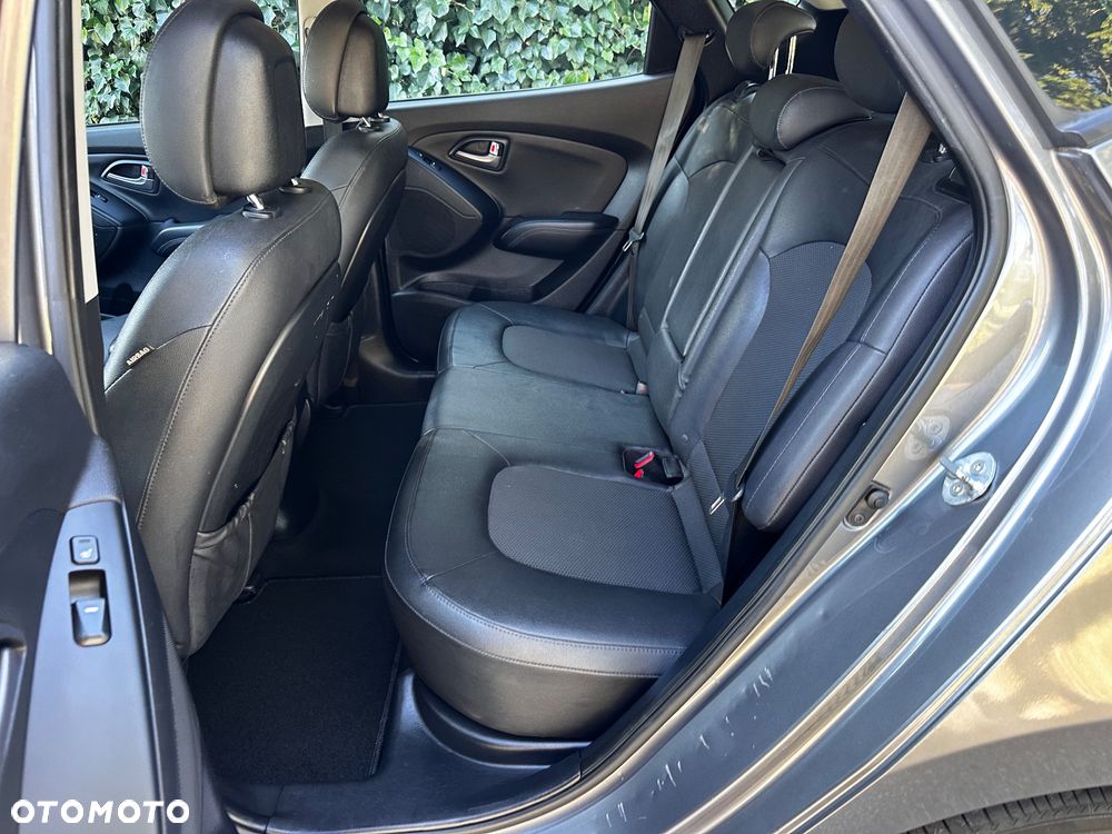 Hyundai ix35 1.6 2WD Fifa World Cup Edition - 22