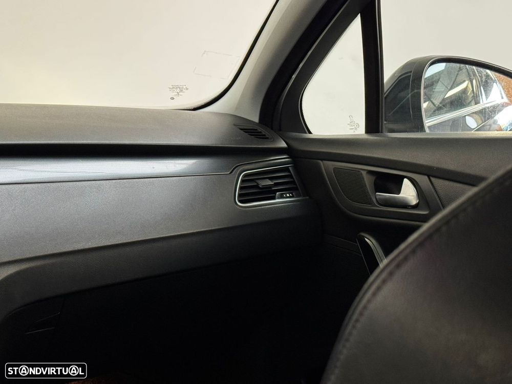 Peugeot 508 2.0 HDi Hybrid4 2-Tronic - 23