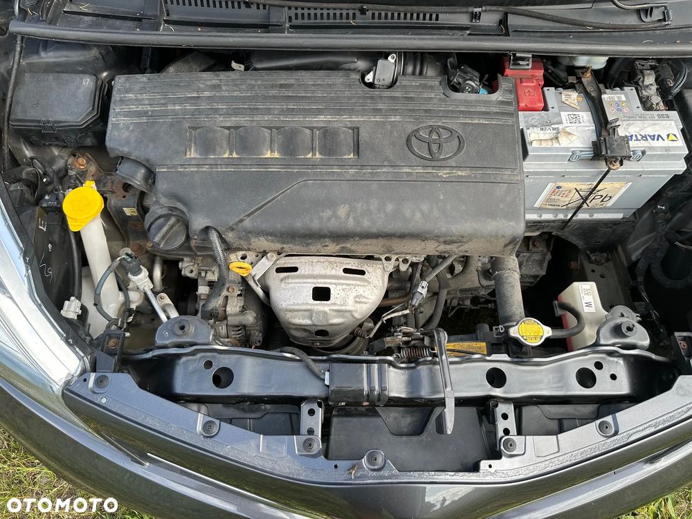 Toyota Yaris 1.33 VVT-i Edition 2014 - 24