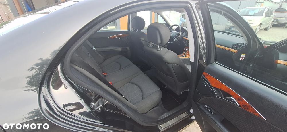 Mercedes-Benz Klasa E 200 Kompressor Automatik Elegance - 16