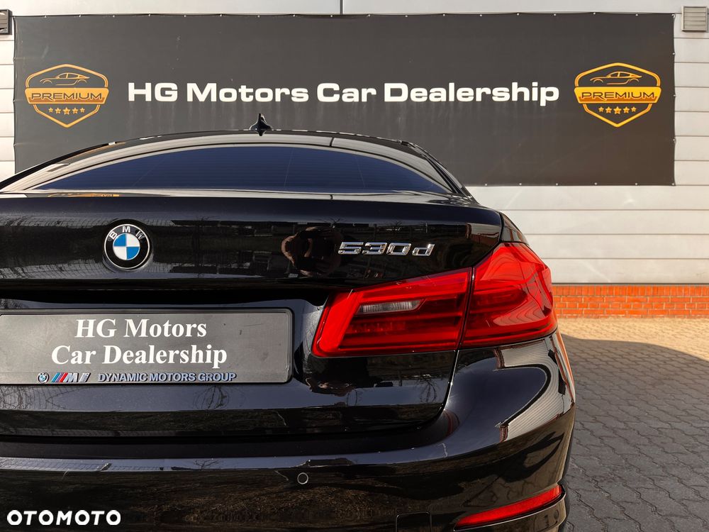 BMW Seria 5 530d Sport Line - 11
