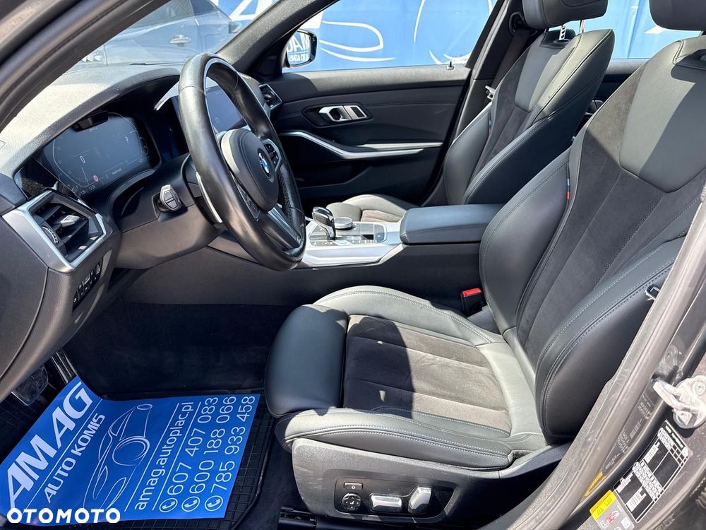 BMW Seria 3 330e M Sport sport - 16