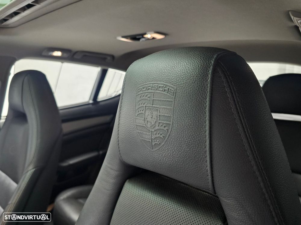 Porsche Panamera Platinum Edition - 28