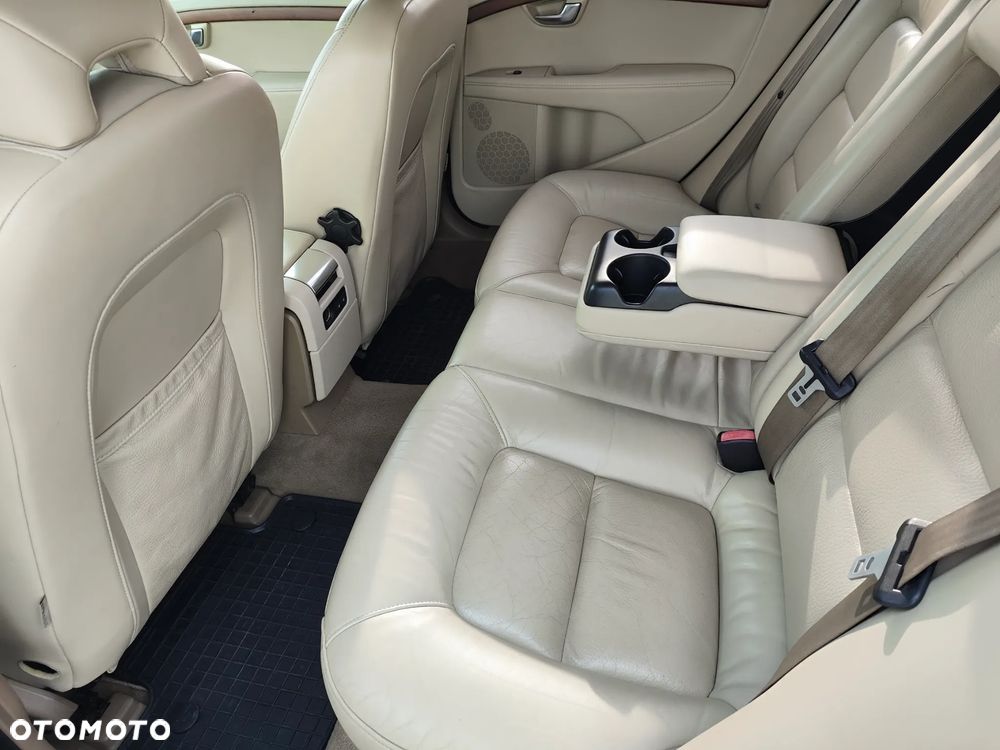 Volvo S80 - 9