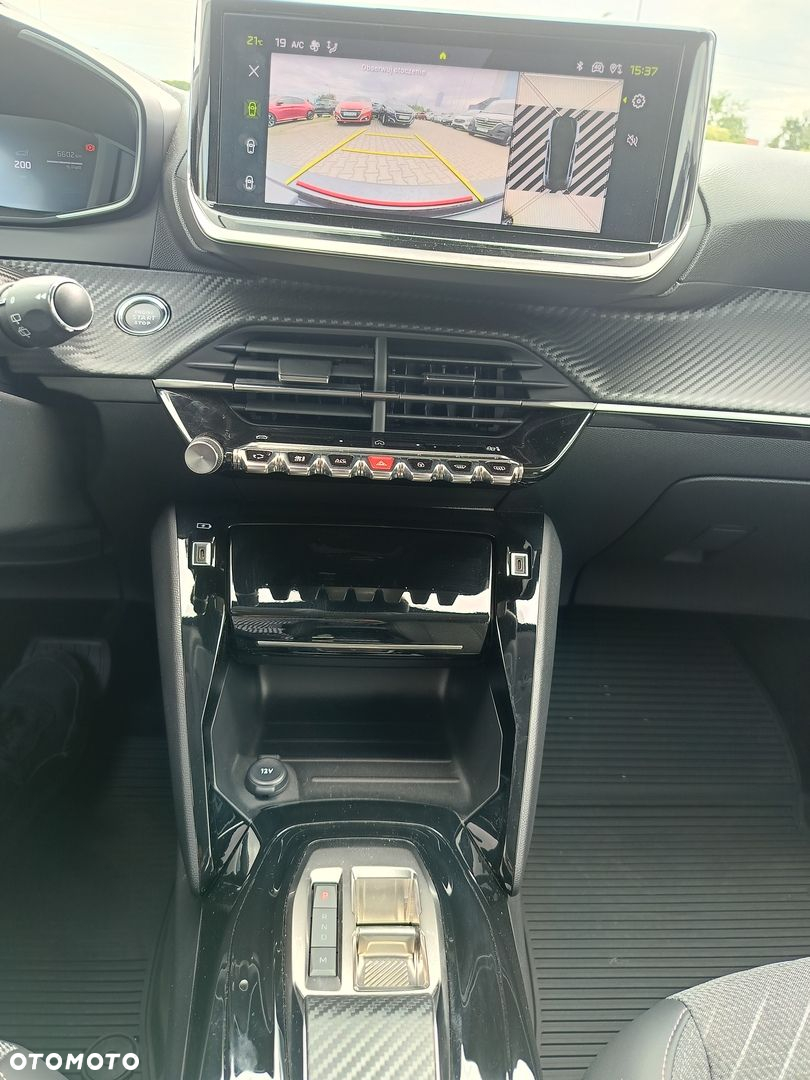 Peugeot 208 1.2 mHEV Allure - 19