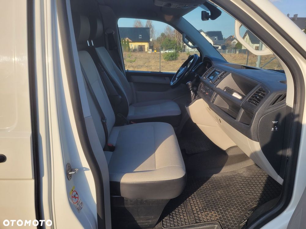 Volkswagen Transporter Długi L2 150KM 4-motion - 25