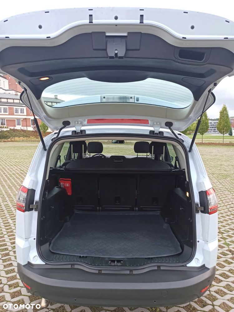 Ford S-Max 2.0 TDCi DPF Titanium - 11