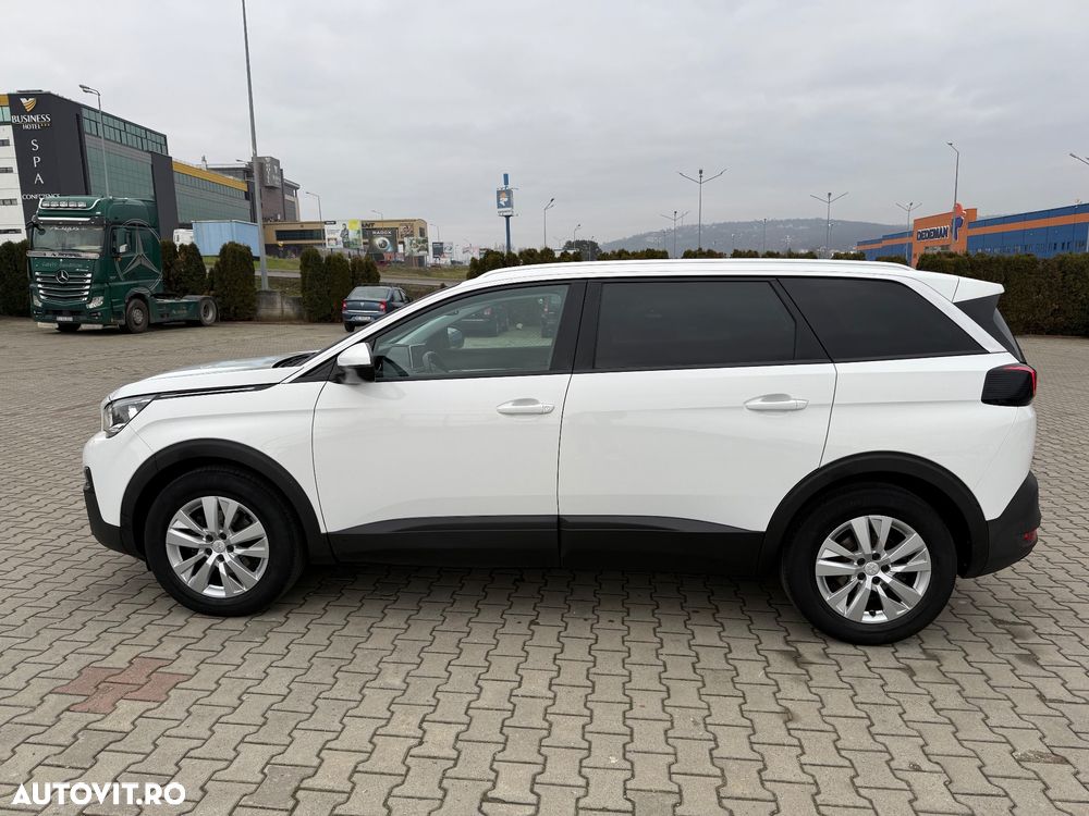 Peugeot 5008 PureTech 130 EAT8 Stop & Start Allure Business-Paket - 9