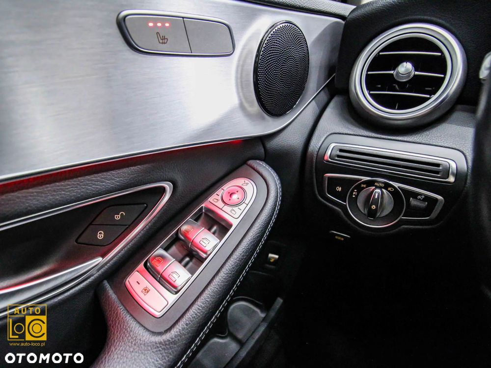 Mercedes-Benz Klasa C 220 d 4Matic 9G-TRONIC Avantgarde - 30