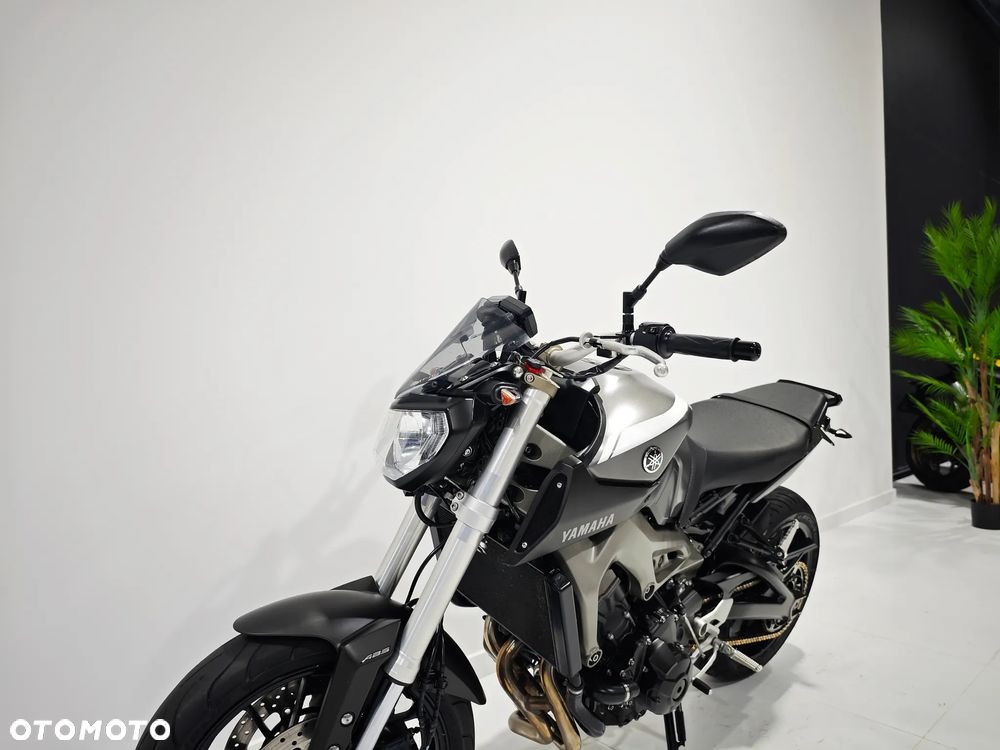 Yamaha MT - 13