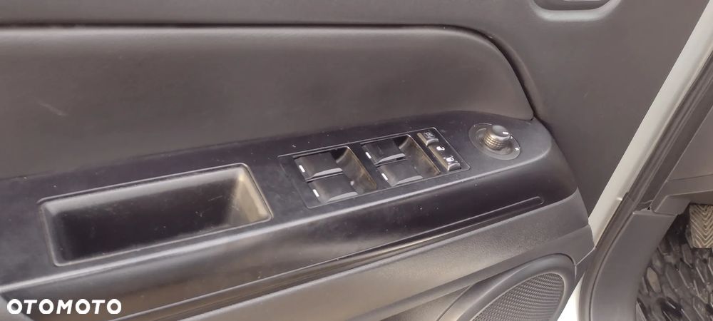 Jeep Compass 2.0 4x2 Limited - 13