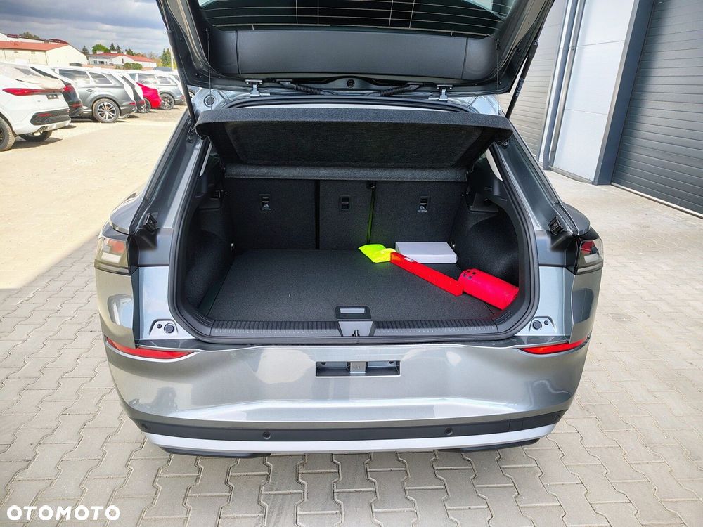 Volkswagen T-Roc - 9