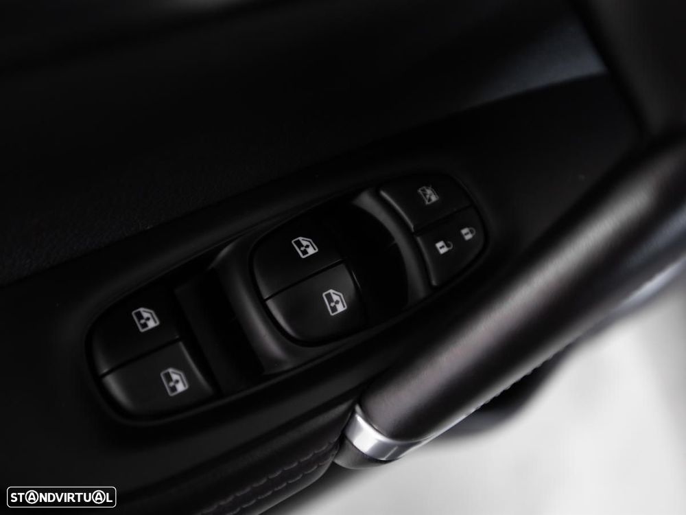 Nissan Qashqai - 14