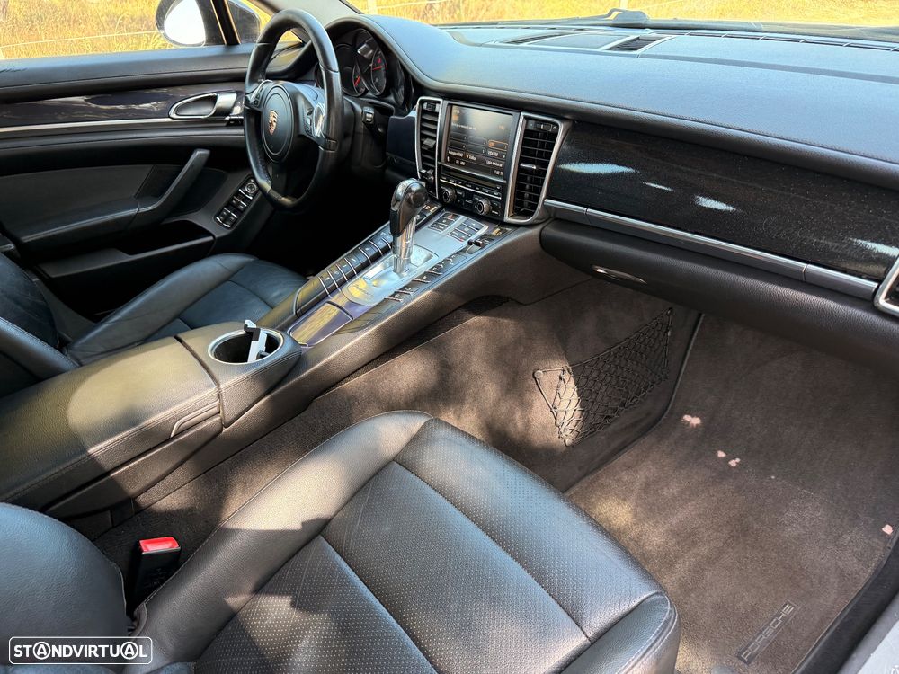 Porsche Panamera 3.0 V6 - 11