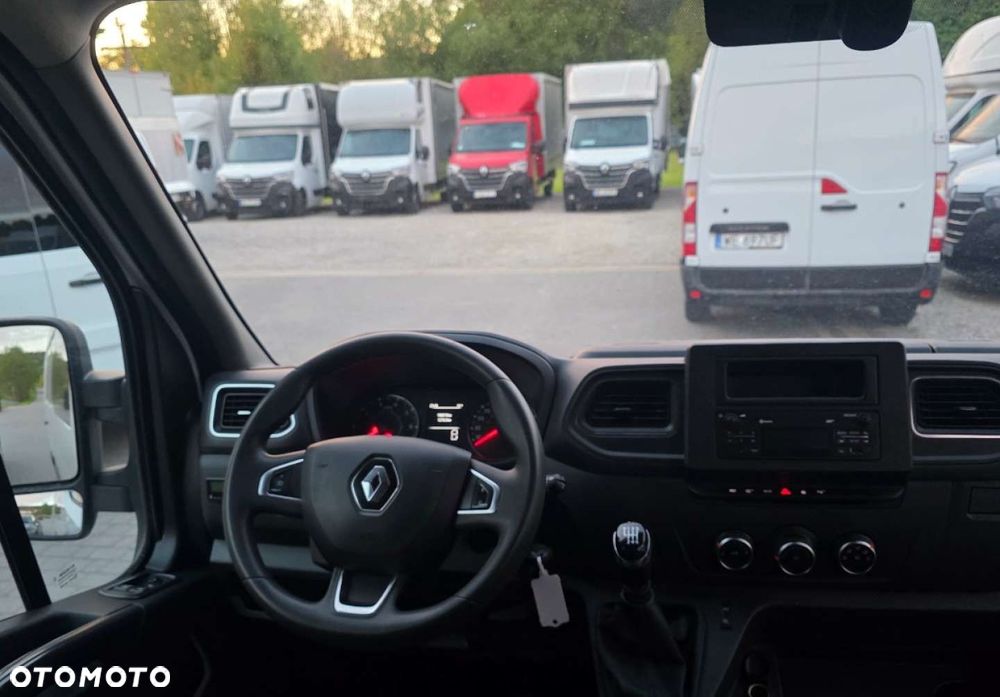 Renault Master - 24