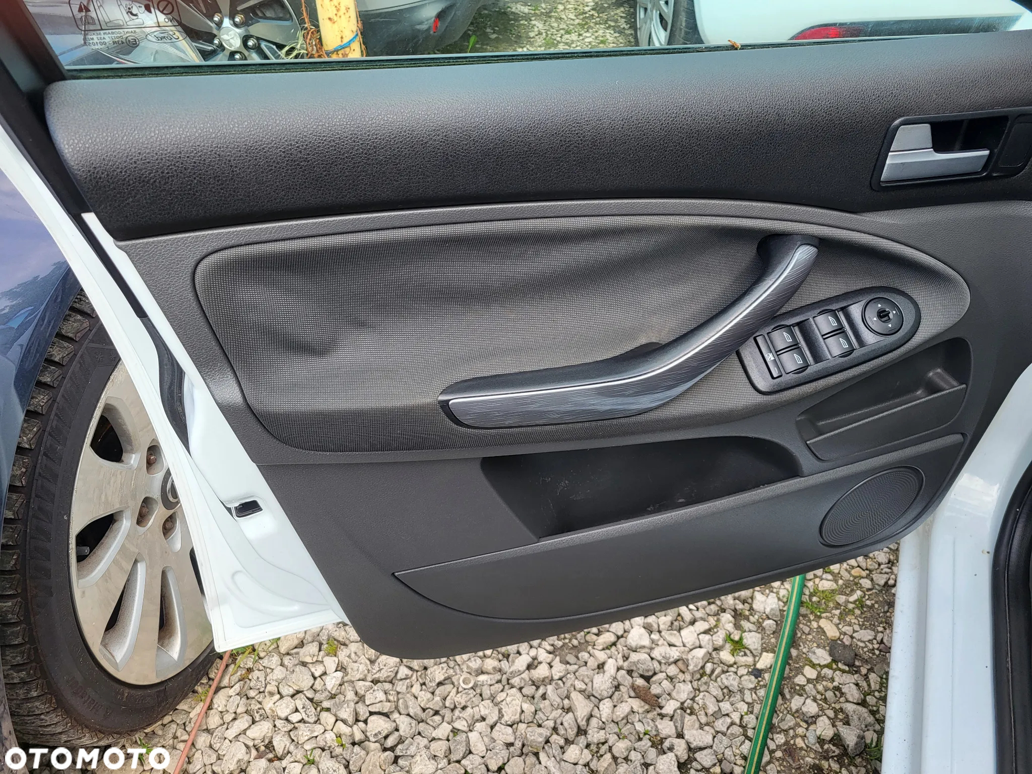 Ford Focus - 11