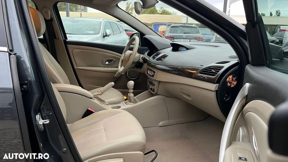 Renault Fluence - 24