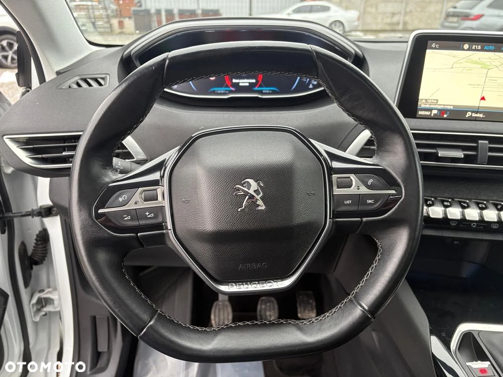 Peugeot 5008 PureTech 130 Stop & Start Access - 24