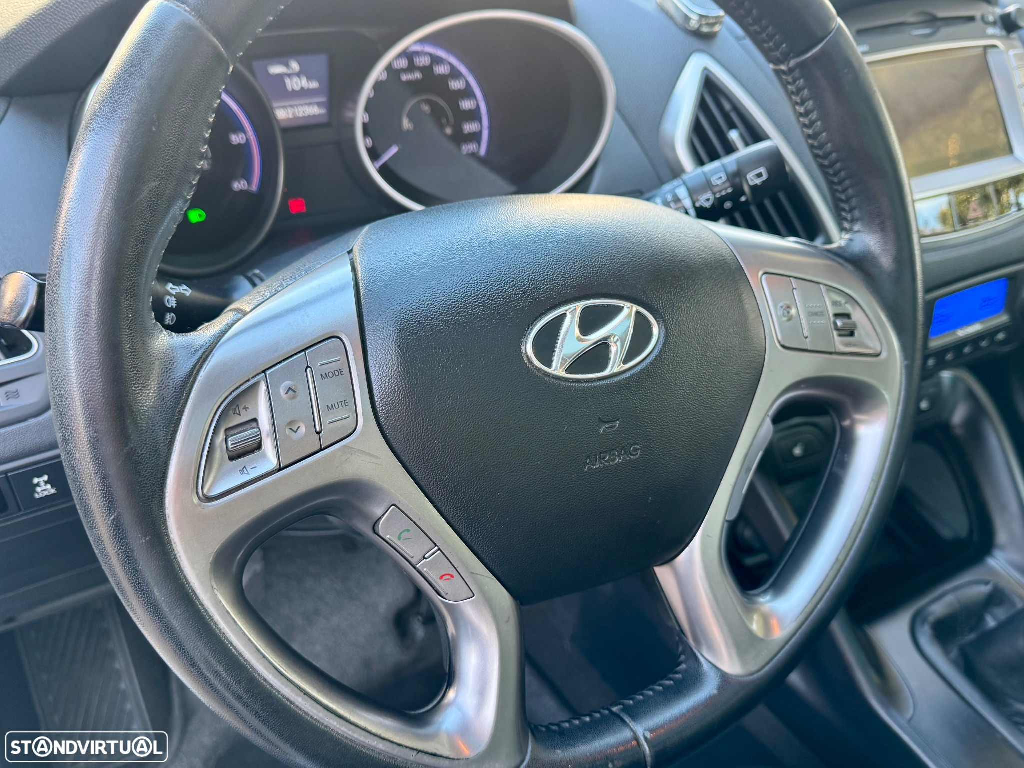 Hyundai ix35 2.0 CRDi 4WD Premium - 11